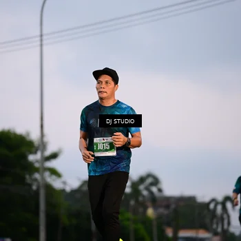 Runner Photo 4750061