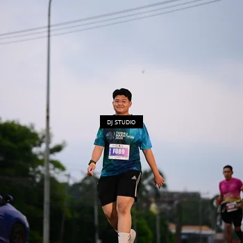 Runner Photo 4750064