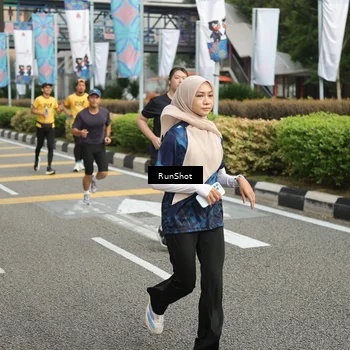 Runner Photo 4750329