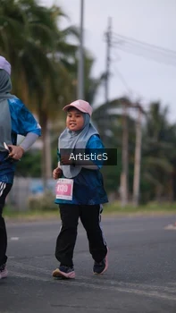 Runner Photo 4750355