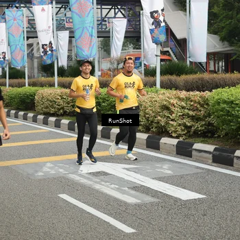 Runner Photo 4750413