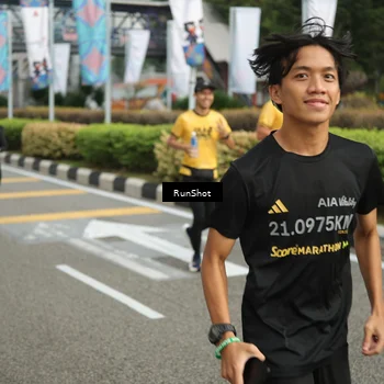 Runner Photo 4750459