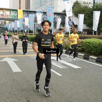 Runner Photo 4750499