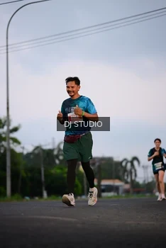 Runner Photo 4750537