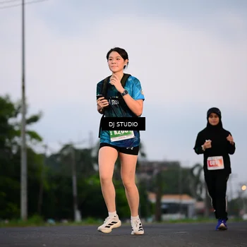 Runner Photo 4750593