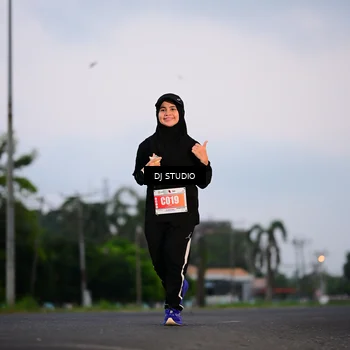 Runner Photo 4750619