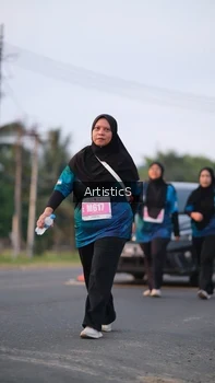 Runner Photo 4750637