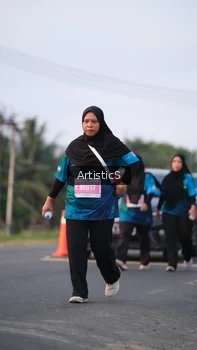 Runner Photo 4750645