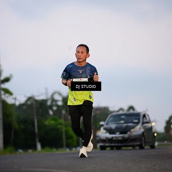 Runner Photo 4750656