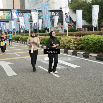 Runner Photo 4750704