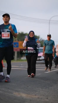 Runner Photo 4750705