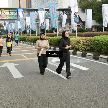 Runner Photo 4750718