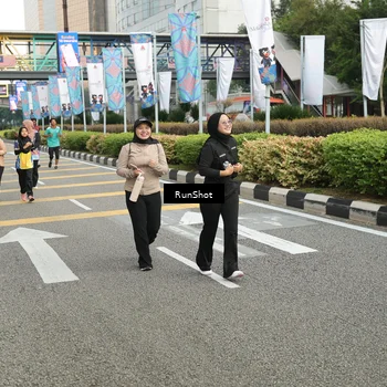 Runner Photo 4750725