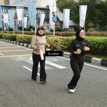 Runner Photo 4750767