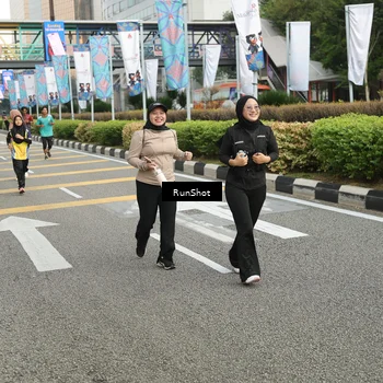 Runner Photo 4750774