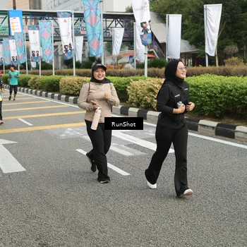 Runner Photo 4750779