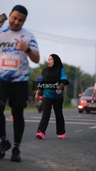 Runner Photo 4750797