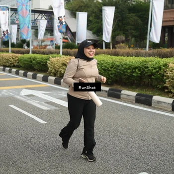 Runner Photo 4750875