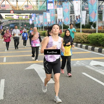 Runner Photo 4750972