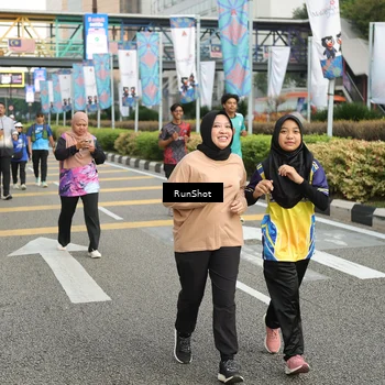 Runner Photo 4751072