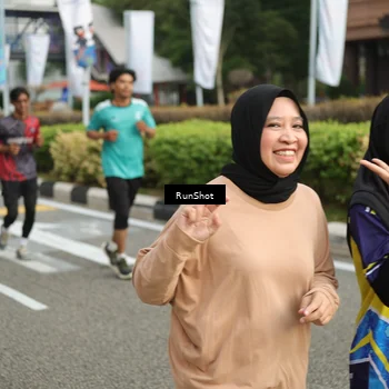 Runner Photo 4751112