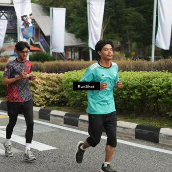 Runner Photo 4751113
