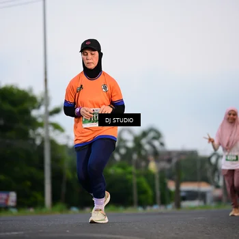 Runner Photo 4751185