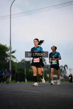 Runner Photo 4751305