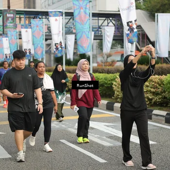 Runner Photo 4751313