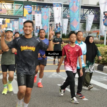 Runner Photo 4751330