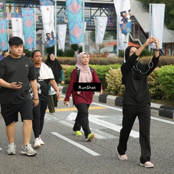 Runner Photo 4751335