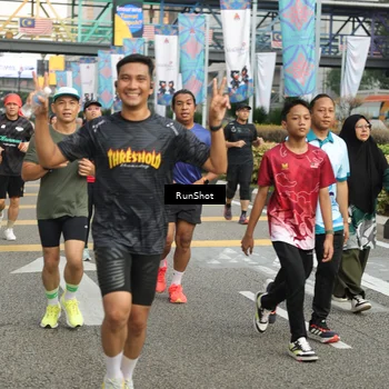 Runner Photo 4751343