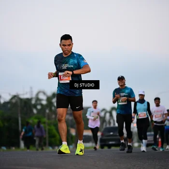 Runner Photo 4751356