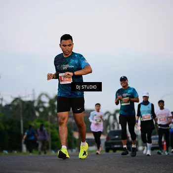 Runner Photo 4751357