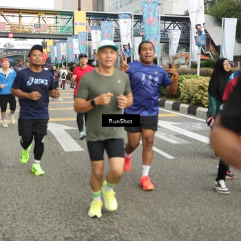 Runner Photo 4751417