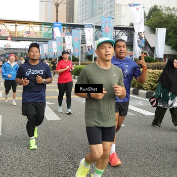 Runner Photo 4751425