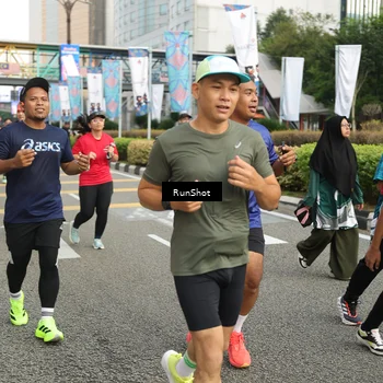 Runner Photo 4751435