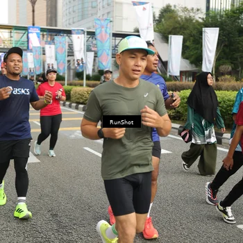 Runner Photo 4751452