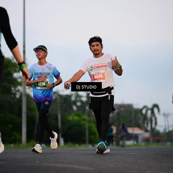 Runner Photo 4751455