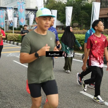 Runner Photo 4751461