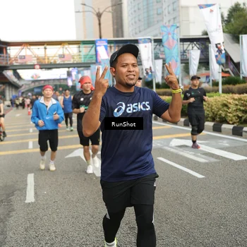 Runner Photo 4751478
