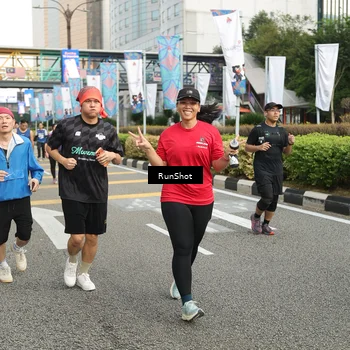 Runner Photo 4751545