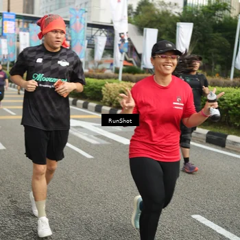Runner Photo 4751613