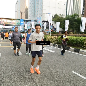 Runner Photo 4751864