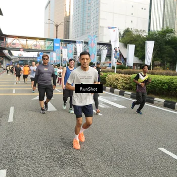 Runner Photo 4751884