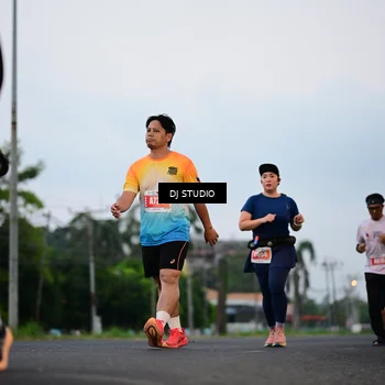 Runner Photo 4751909