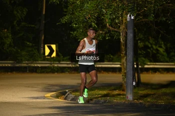 Runner Photo 4752005