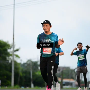 Runner Photo 4753530