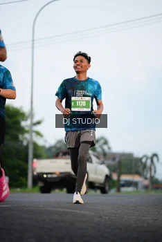 Runner Photo 4753613