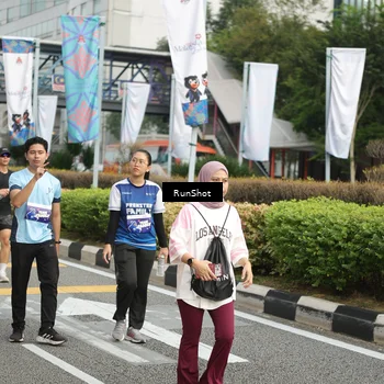 Runner Photo 4753763